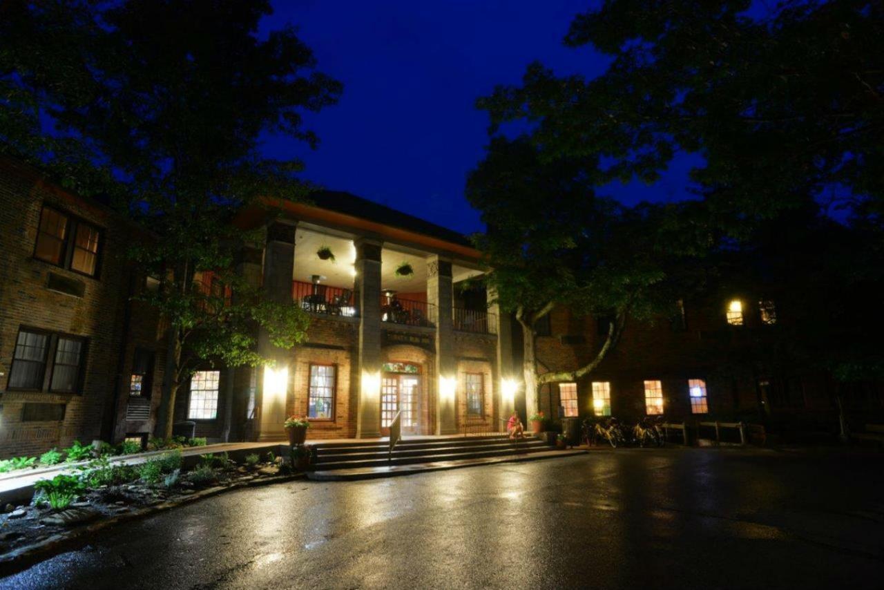 Turkey Run Inn & Cabins Marshall Екстериор снимка